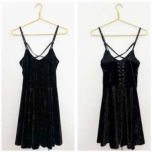 Lip Service Black Velvet Lace Up Back Skater Mini Dress Size Medium Vintage Emo